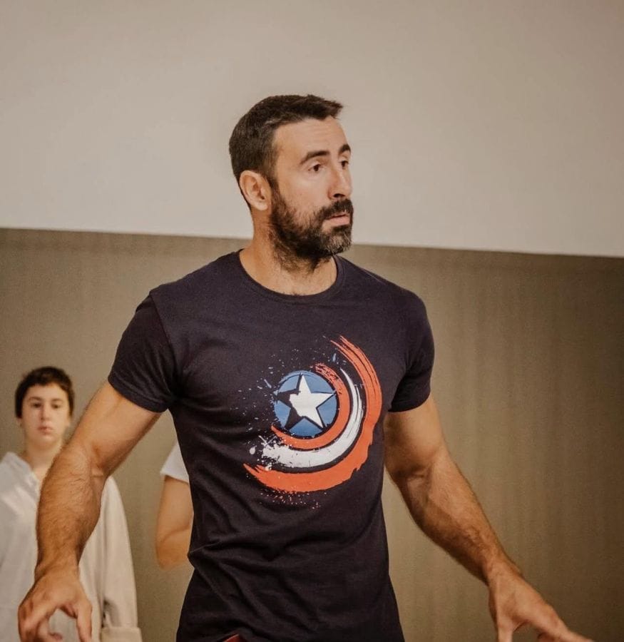 Julen Aranzábal - Feldenkrais en Descalzinhadanza